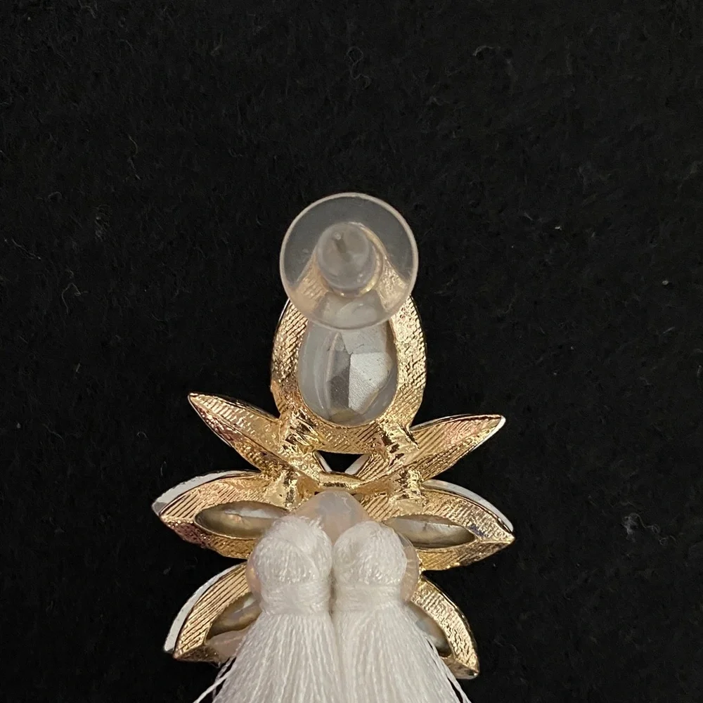 N/A elegant crystal